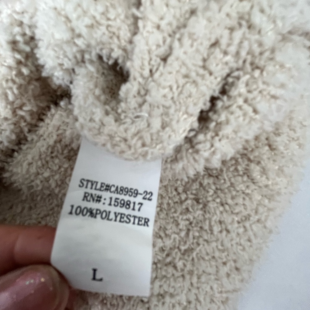 Altar’d State Teddy Bear Sweater Cropped Size L Cream With Striped Sleeves Soft - Picture 4 of 11